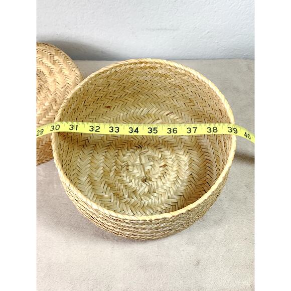 Handwoven Wicker Basket Rounded Storage w/ Lid 9" x 6" Home Decor Vintage - Picture 12 of 13